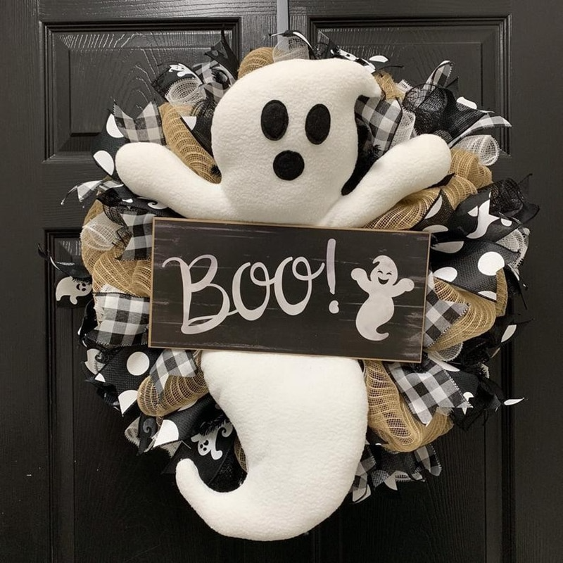 HalloWink™ BOO Wreath