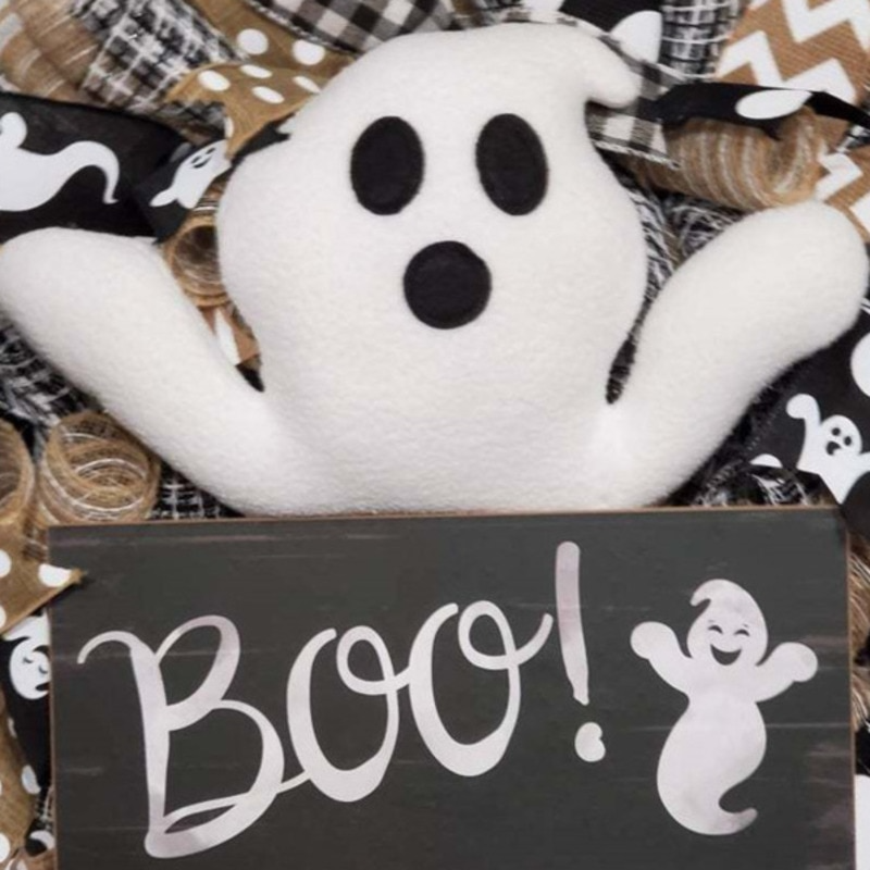 HalloWink™ BOO Wreath