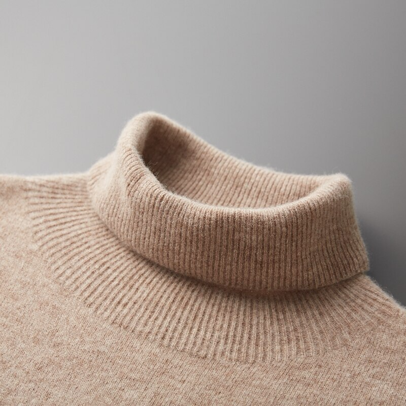 100% Merino Whitman Turtleneck