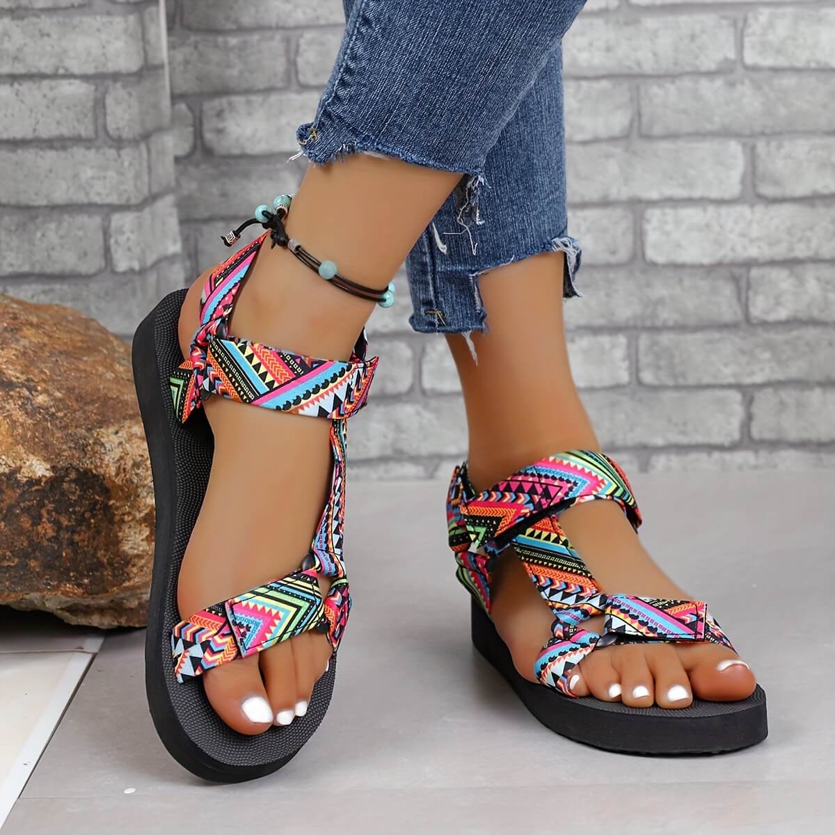 outdoor sandals womens