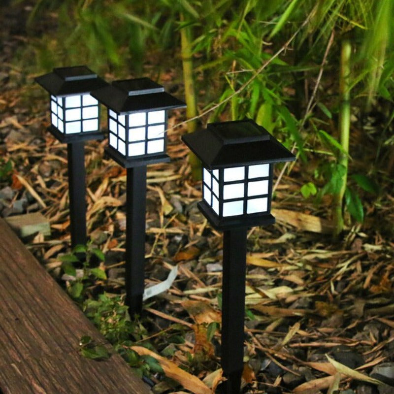 CasaFinesse™ Outdoor Solar Lights